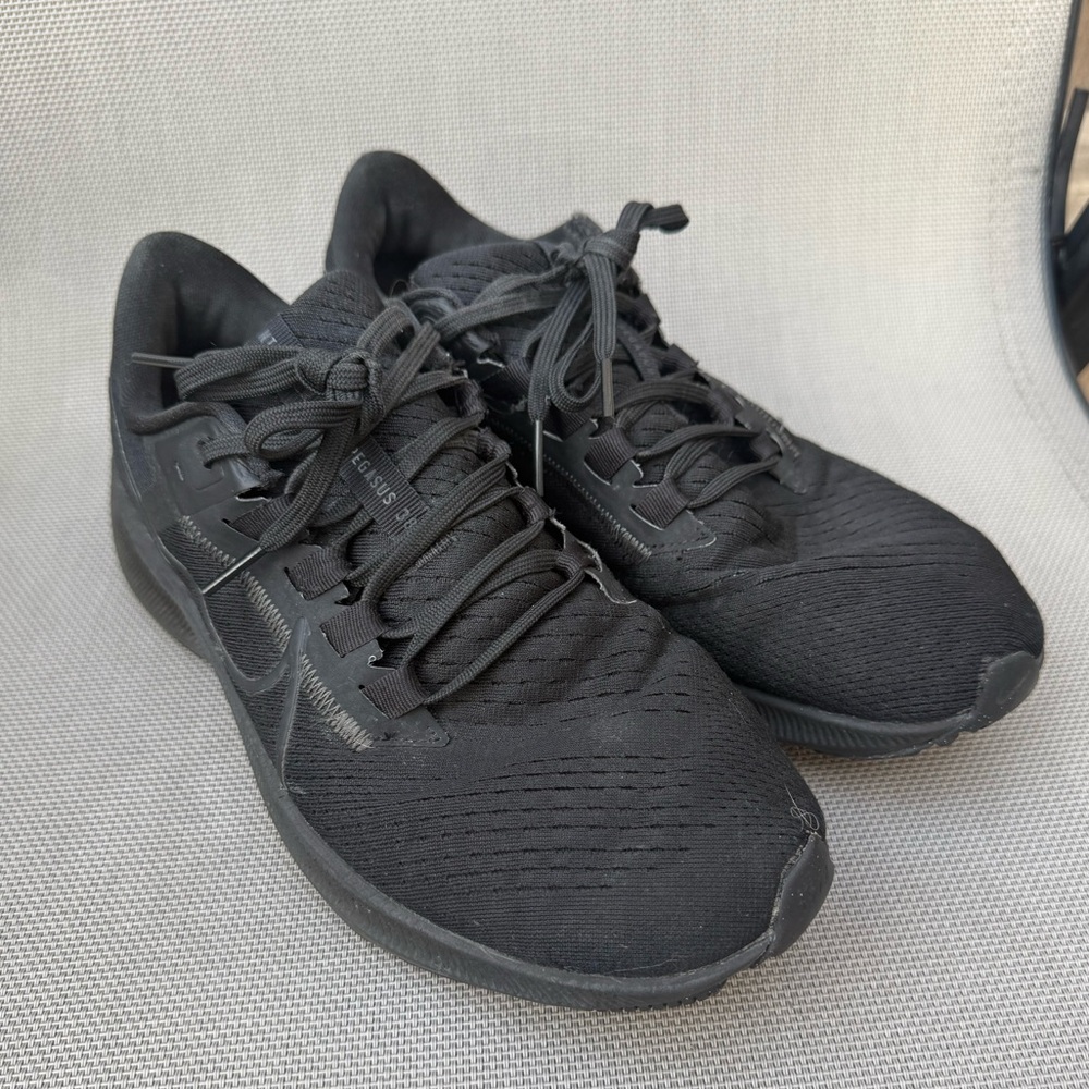 Nike Pegasus 38 - Black Cloth